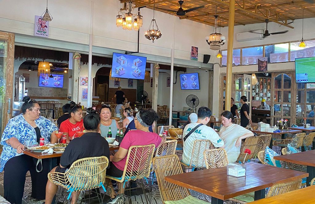 Damasta Sport Bar & Grill