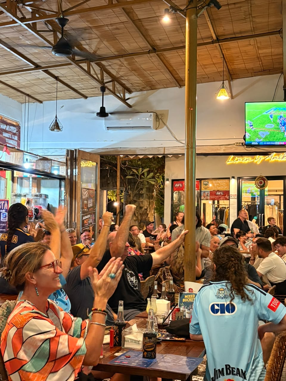 Best Sports Bar in Seminyak: Where to Watch Live Games and Enjoy Great Grill Food